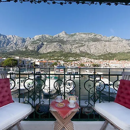 Appartement Columba *