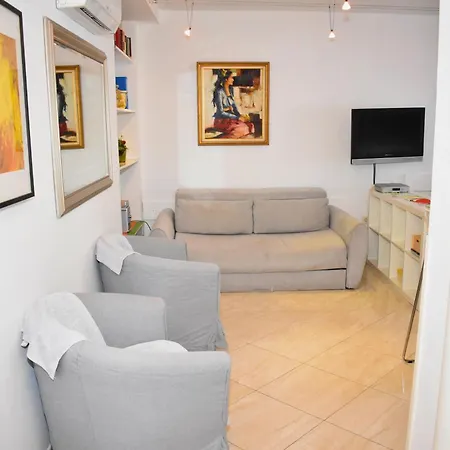 Apartament New *